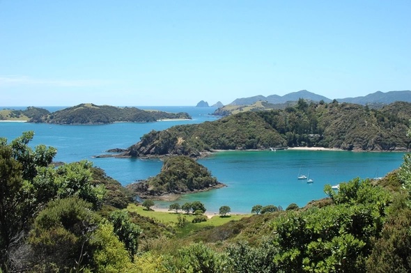 Excursions on World Voyager